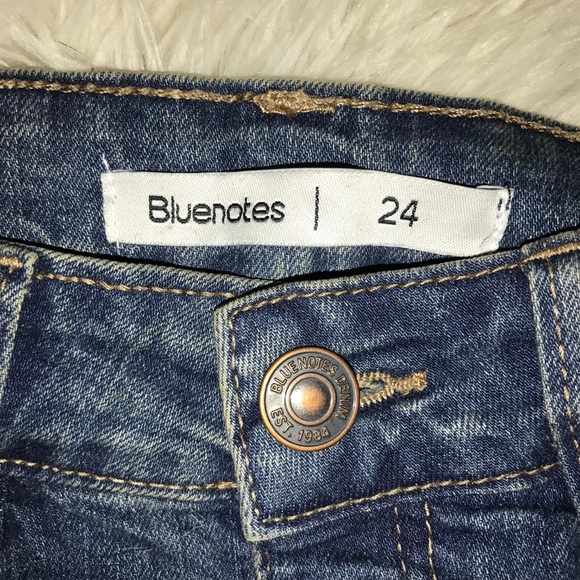 Shorts - Picture 5 of 5